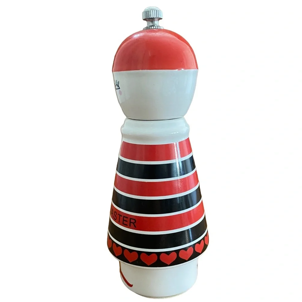 Pepper Master Red & Black Decorative Pepper Mill